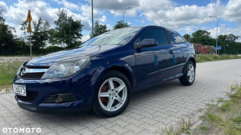 Opel Astra 2.0 Turbo Sport - 2