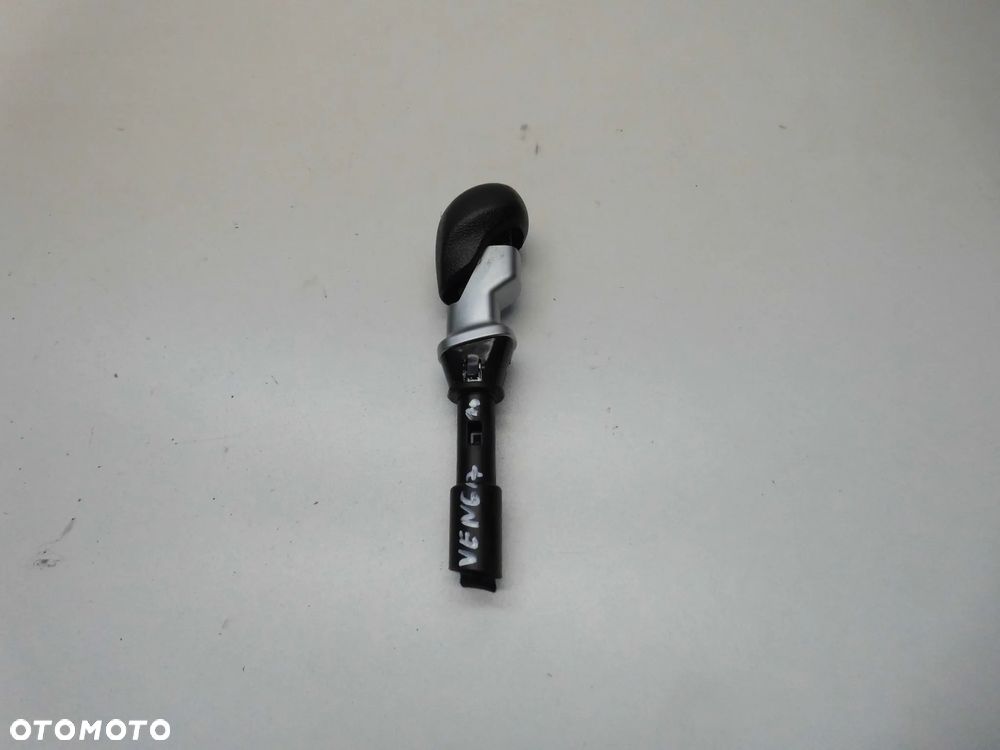 GAŁKA ZMIANY BIEGÓW KIA VENGA 2012r. ORYGINAŁ