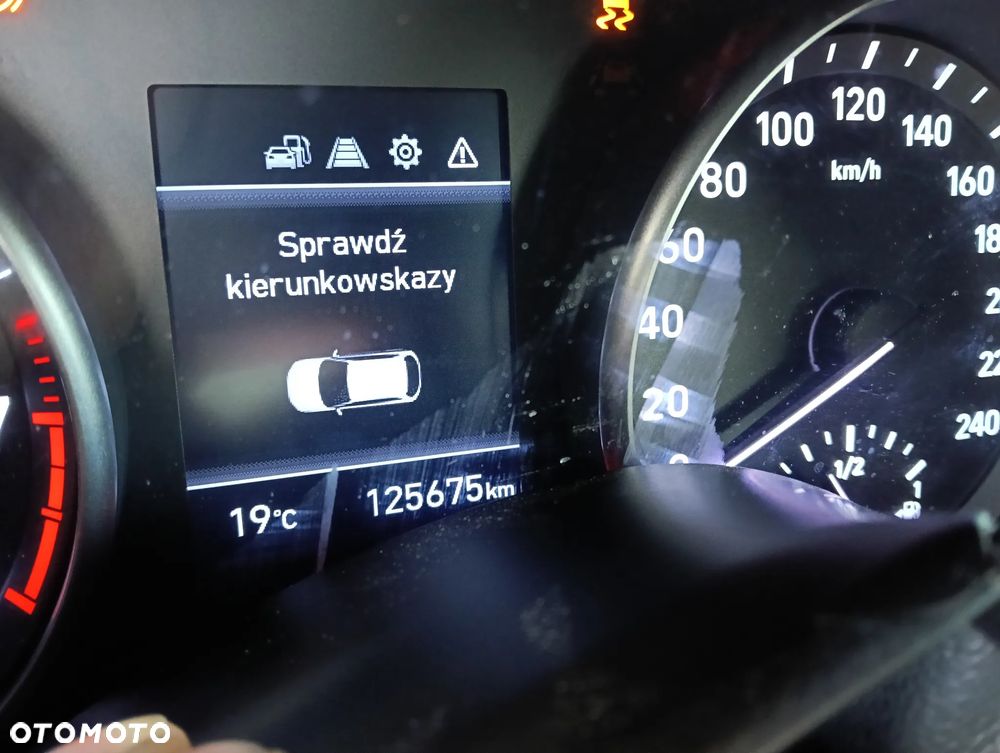 Hyundai i30 1.4 T-GDI YES - 19
