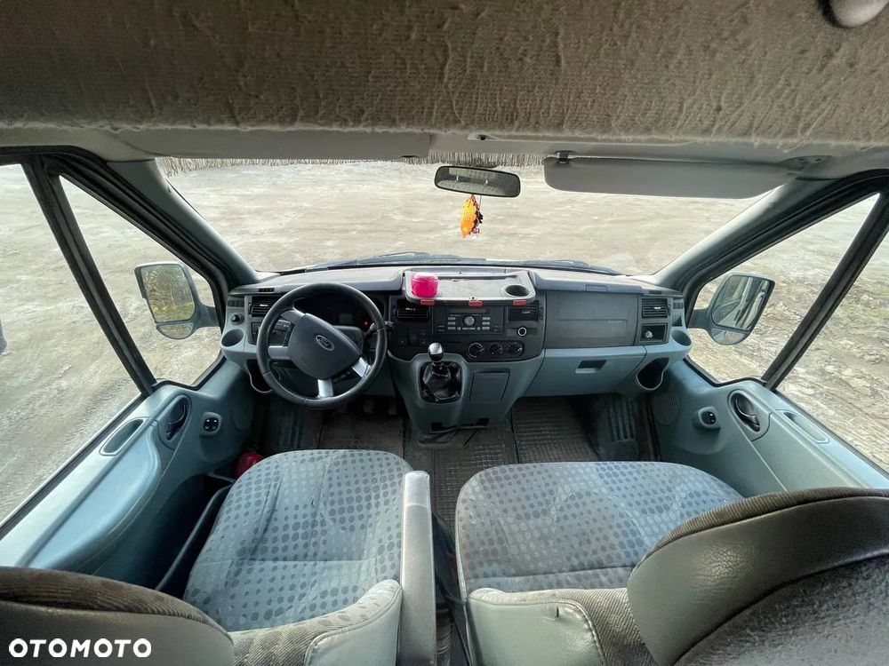 Ford Transit - 8