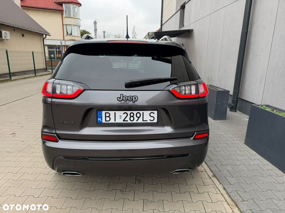 Jeep Cherokee - 6