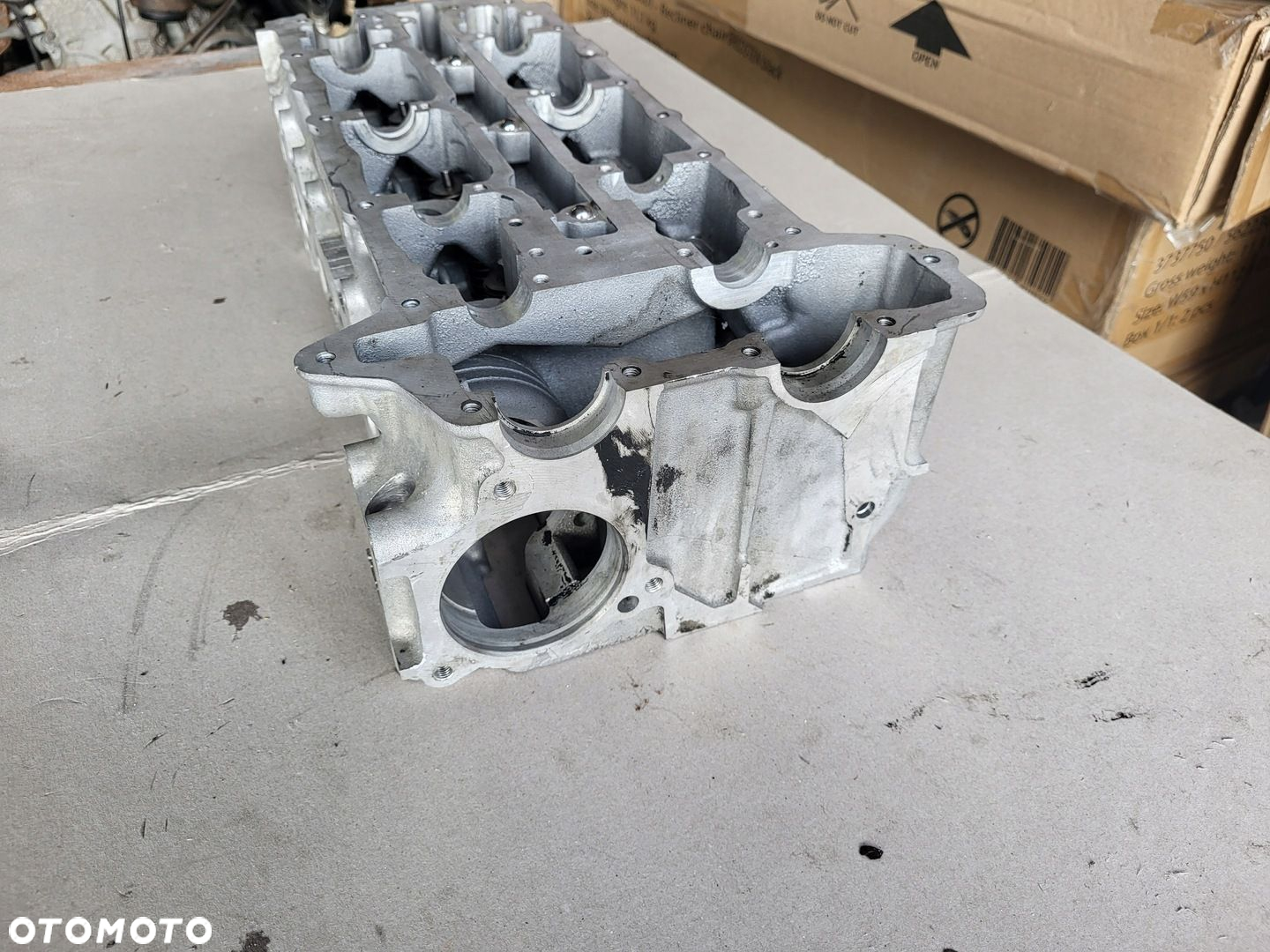 GŁOWICA ZAWORÓW MERCEDES W211 W209 W219 W221 3.0 CDI V6 R6420163901 - 4