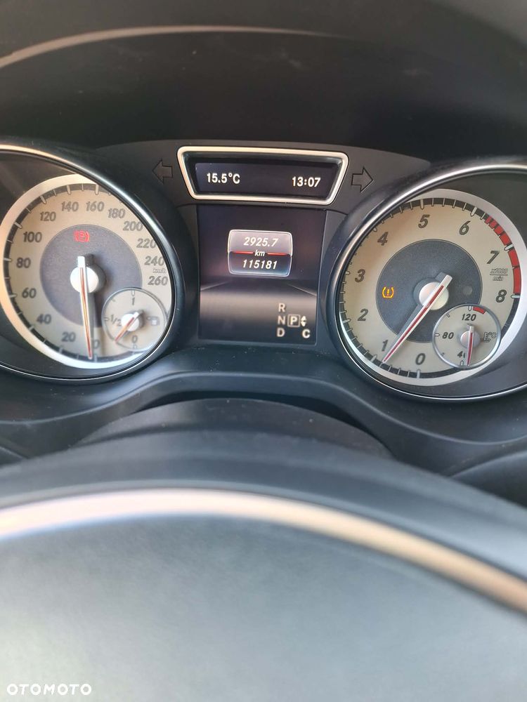 Mercedes-Benz GLA 250 7G-DCT Peak Edition - 6