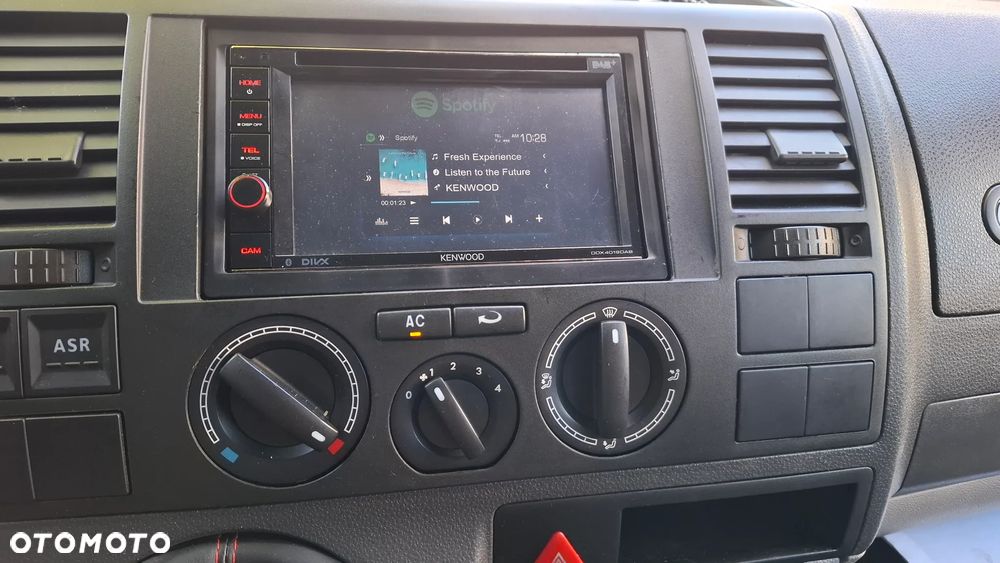 Volkswagen T5 - 17