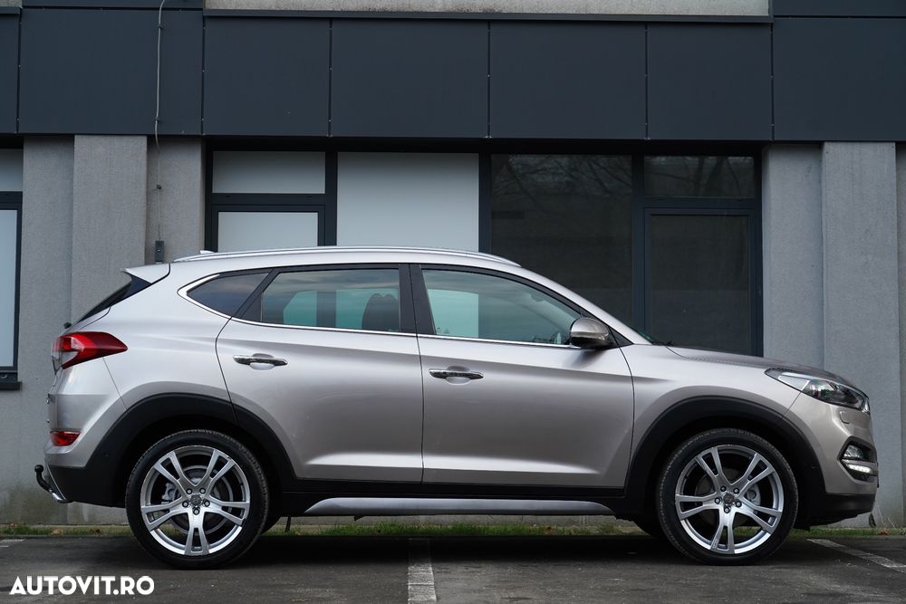 Hyundai Tucson 2.0 CRDI 4WD 6AT Luxury Pack+ - 21