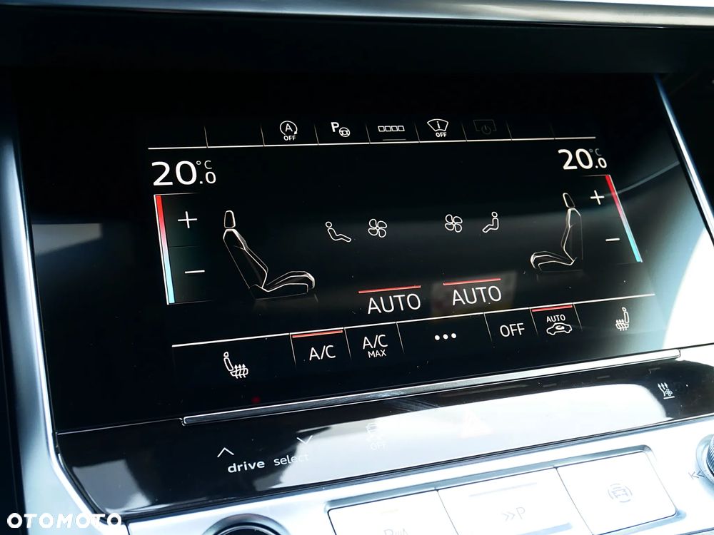 Audi A6 Avant 40 TDI quattro S tronic - 11