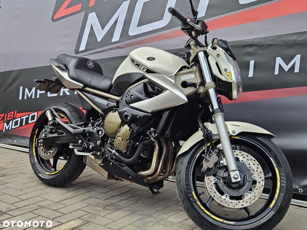 Yamaha XJ - 3