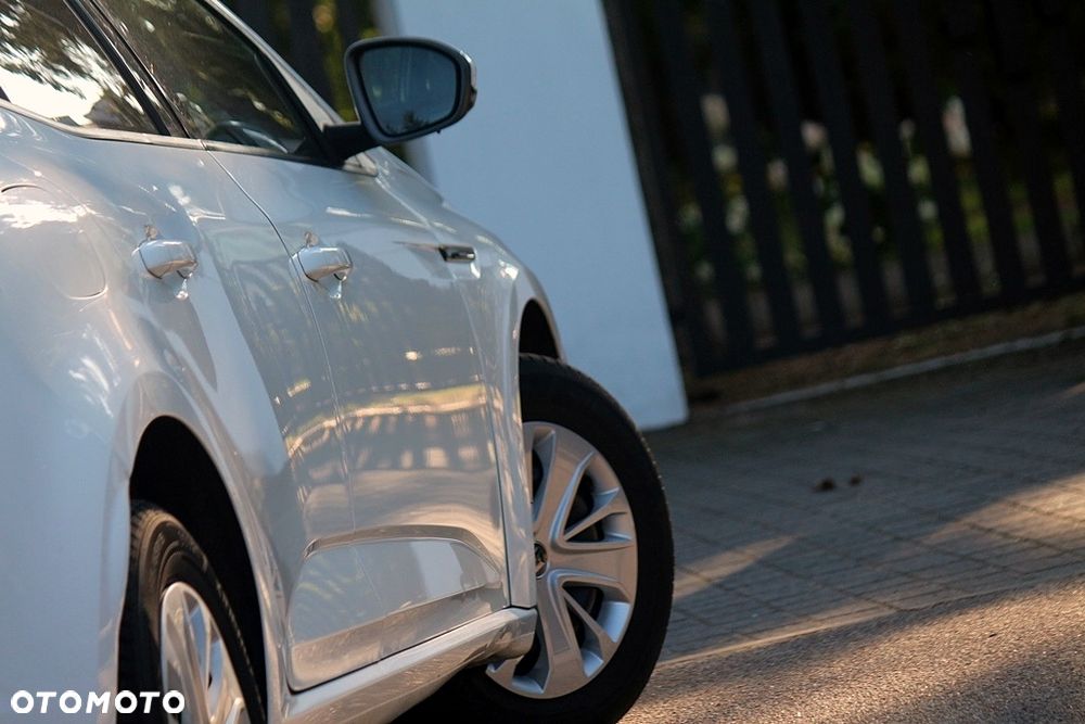 Renault Megane ENERGY TCe 115 LIMITED - 25