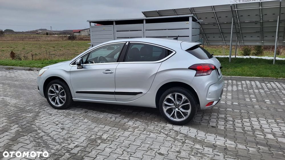 Citroën DS4 HDi 165 Urban Show - 12