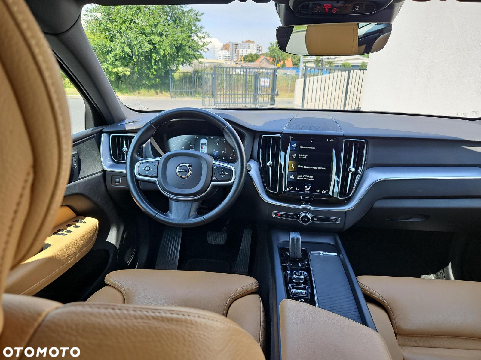 Volvo XC 60 B4 D AWD Momentum Pro - 24