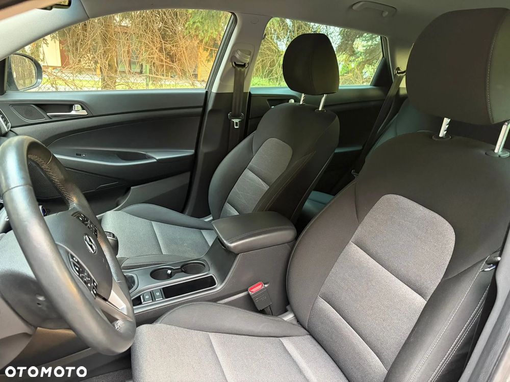 Hyundai Tucson 1.6 GDi Comfort 2WD - 18
