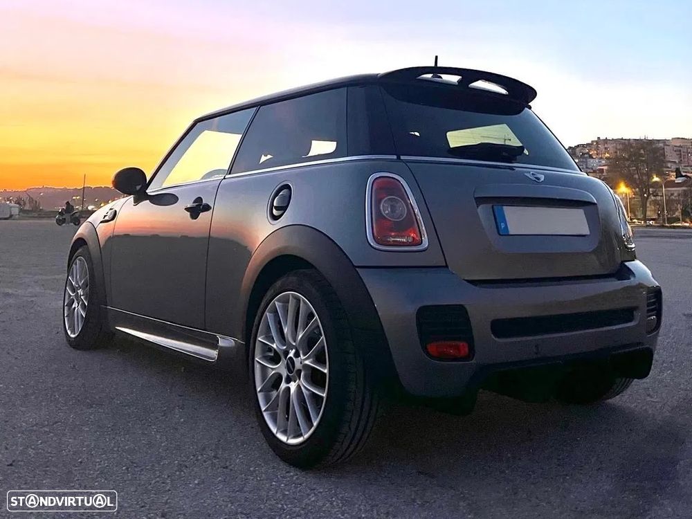 MINI 3 Portas John Cooper Works 153g - 9