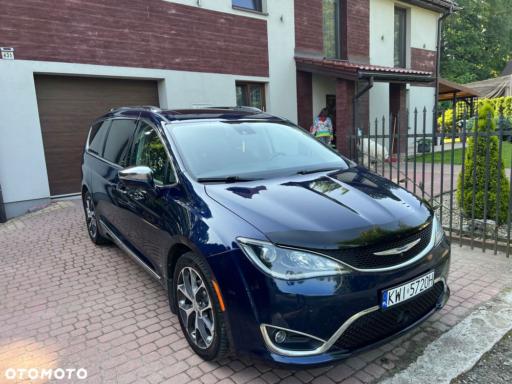 Chrysler Pacifica - 6