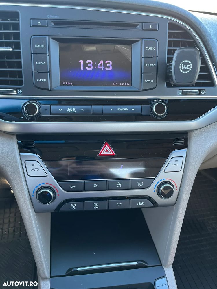 Hyundai Elantra 1.6 MPi Highway - 7