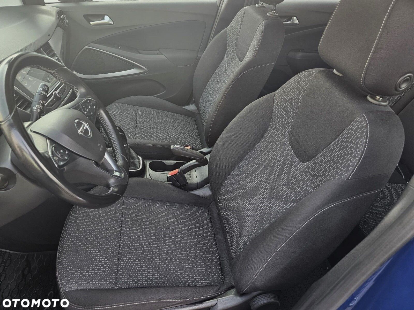 Opel Crossland X 1.2 Enjoy - 11