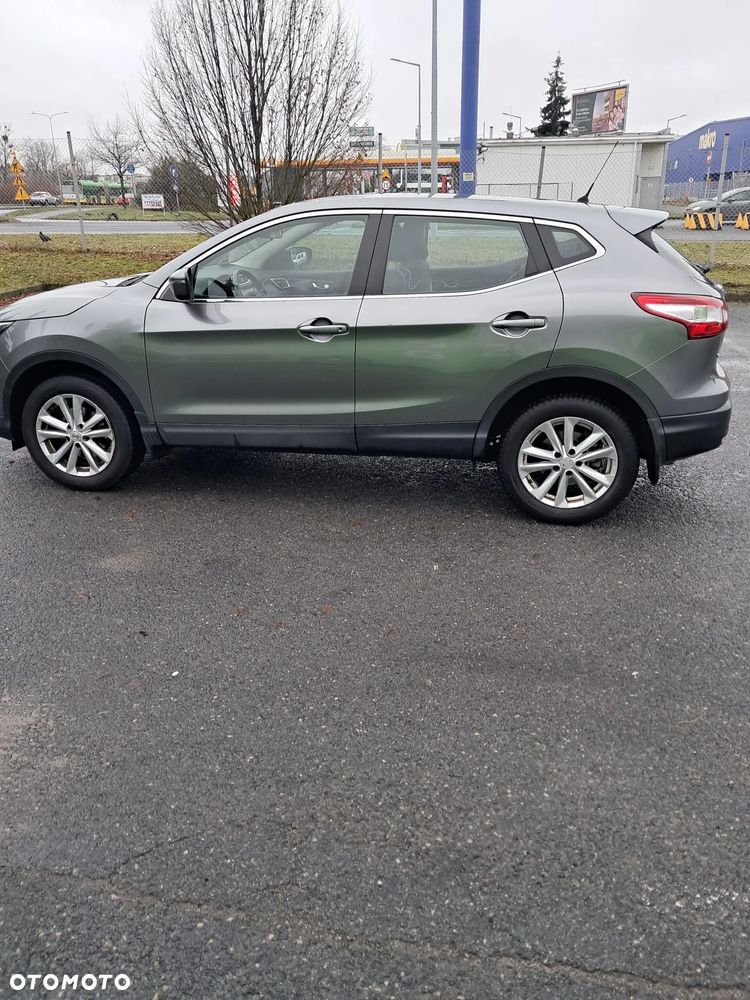 Nissan Qashqai 1.2 DIG-T Acenta EU6 - 6