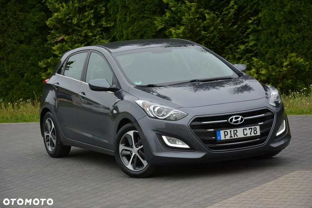 Hyundai i30 1.6 GDI BlueDrive Comfort - 9