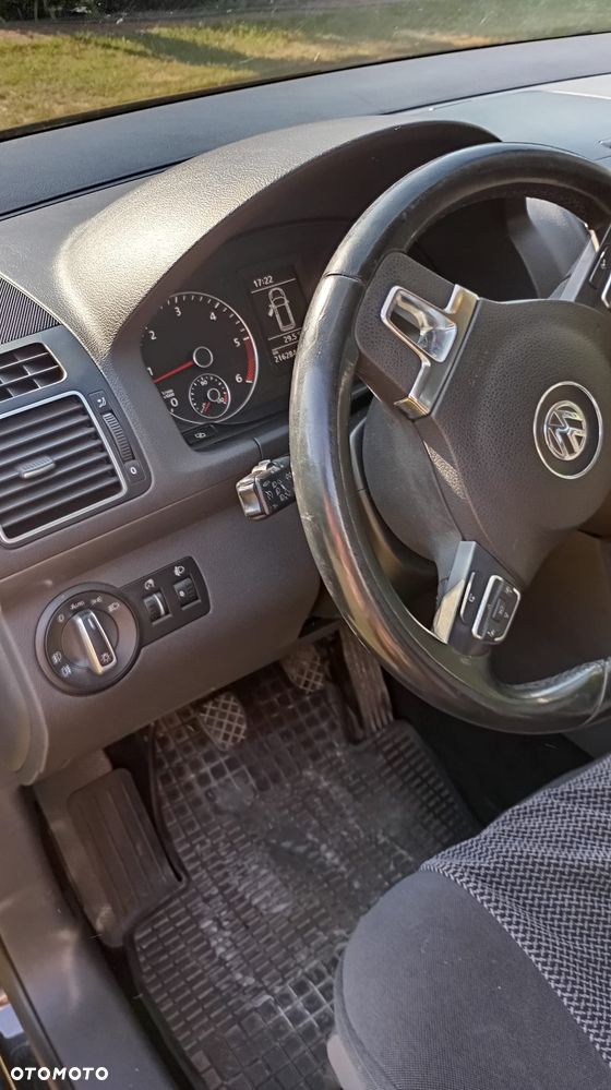 Volkswagen Touran 2.0 TDI Goal - 10