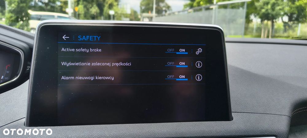 Peugeot 3008 BlueHDi 180 Stop & Start EAT8 GT - 11