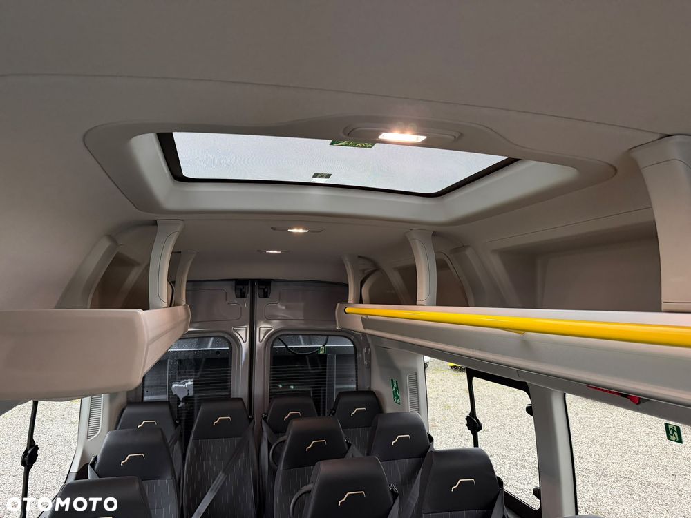 Ford Transit - 22