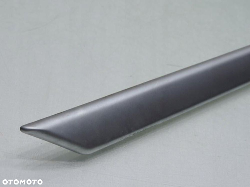 LISTWA OZDOBNA DRZWI LEWY TYŁ BMW E39 KOMBI - 2