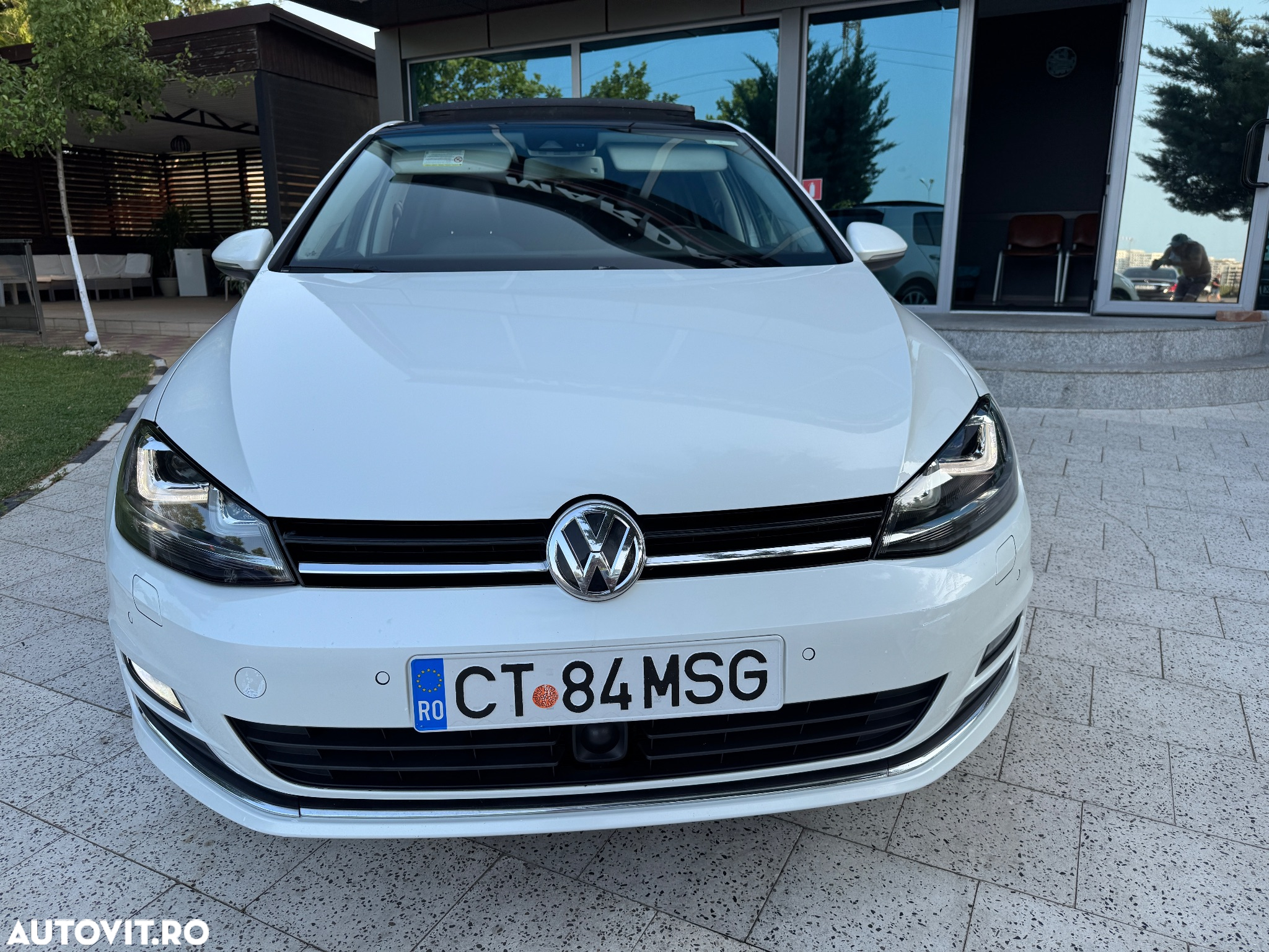Volkswagen Golf 2.0 TDI SCR DSG Comfortline - 28