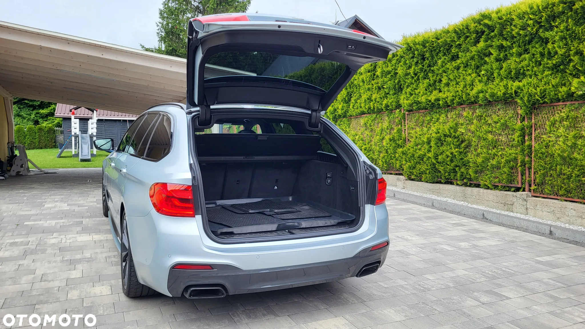 BMW Seria 5 M550d xDrive - 23