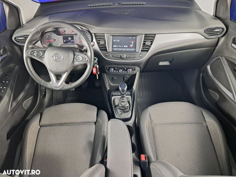 Opel Crossland - 12
