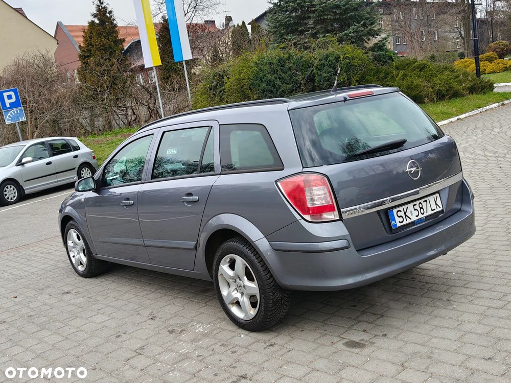 Opel Astra 1.6 Innovation - 16