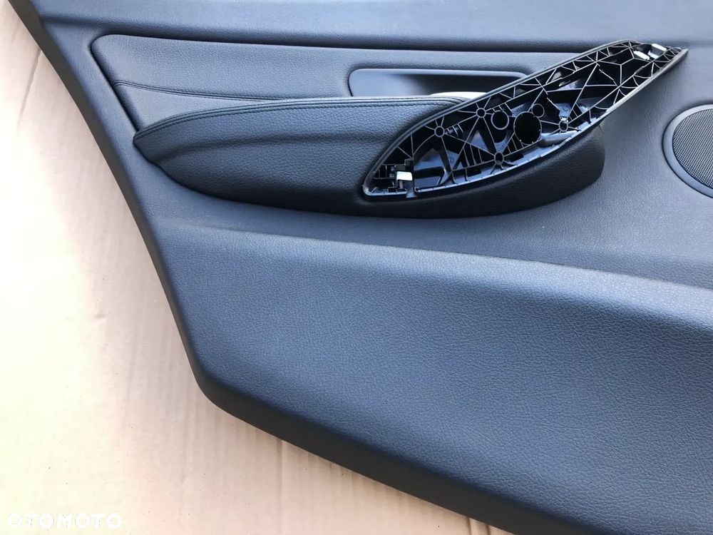 BOCZEK DRZWI LEWY PRAWY BMW F31 SKÓRA POD ROLETĘ - 15