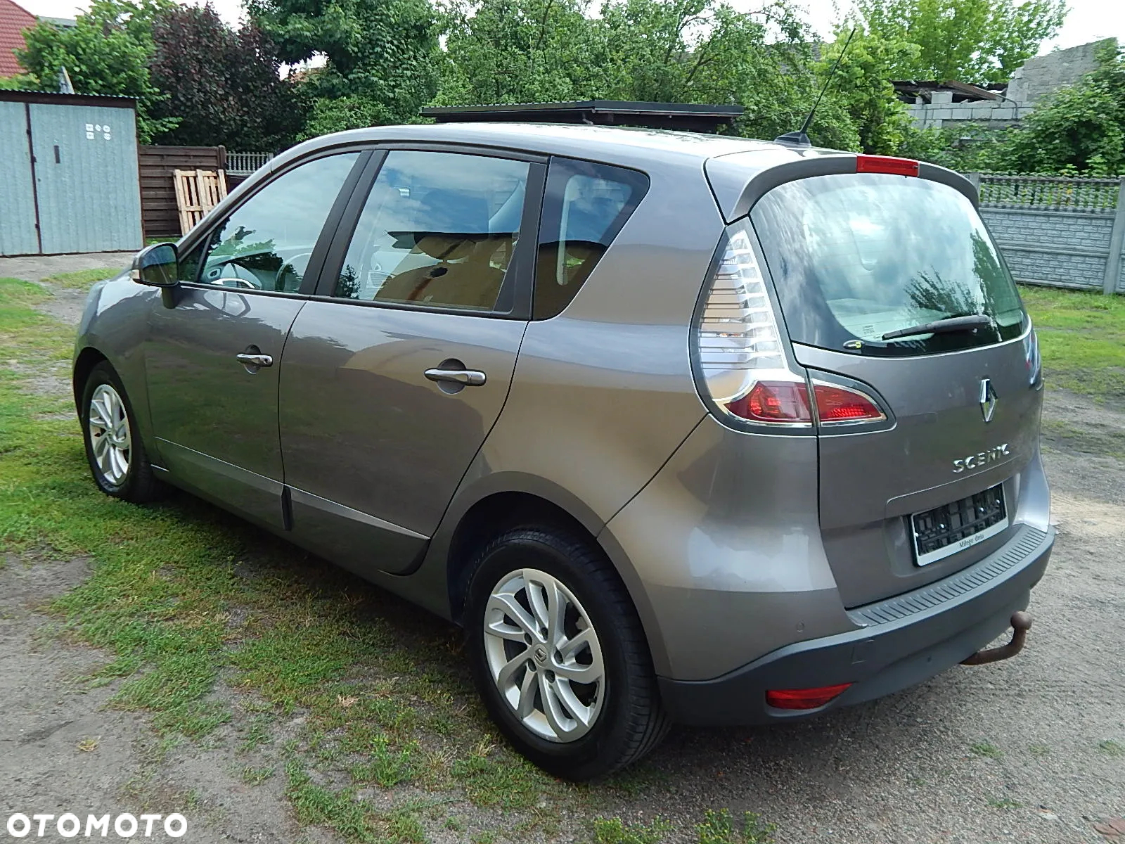 Renault Scenic 1.5dCi TomTom Edition EDC - 8