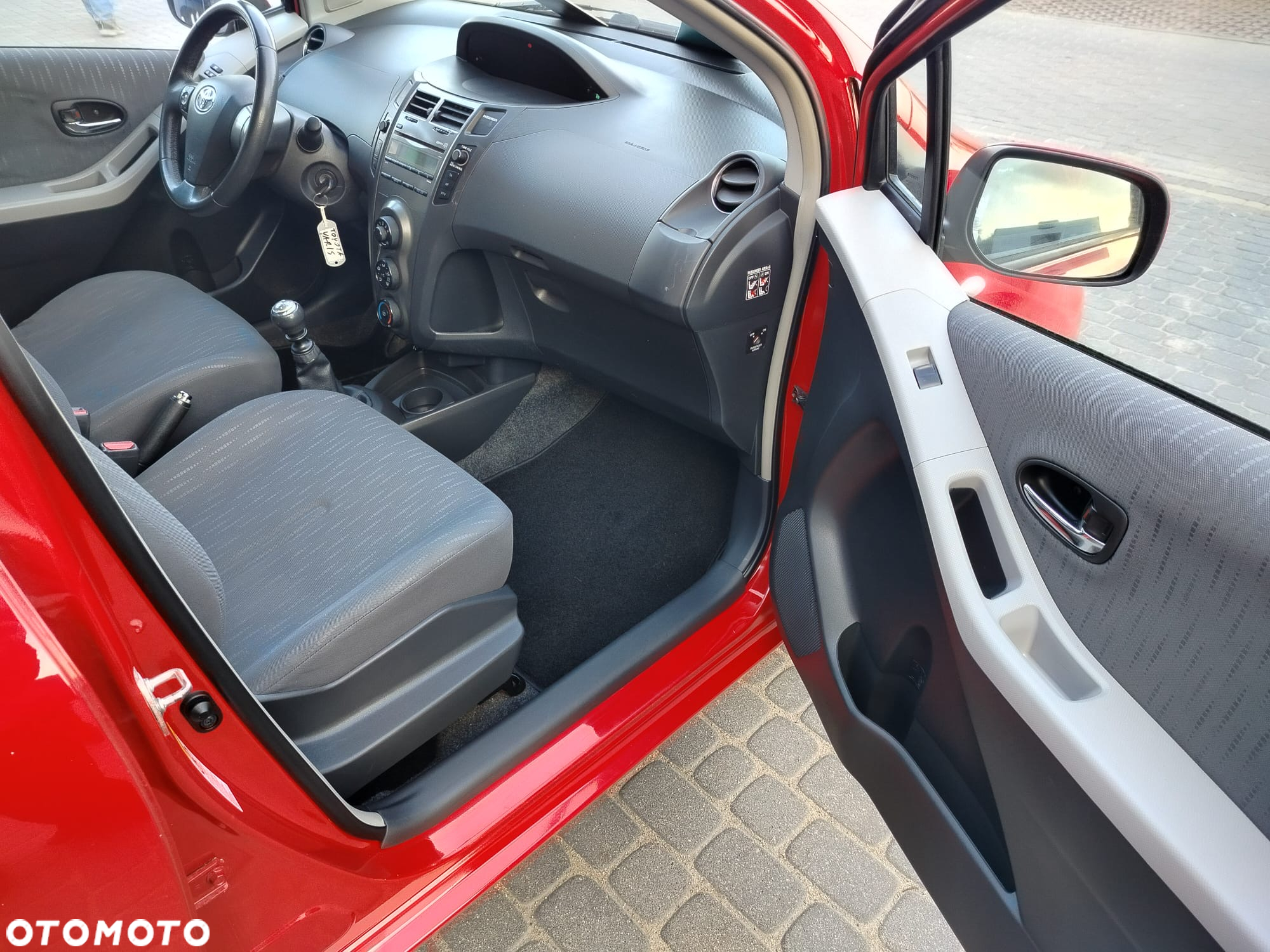 Toyota Yaris 1.4 D-4D Active - 27