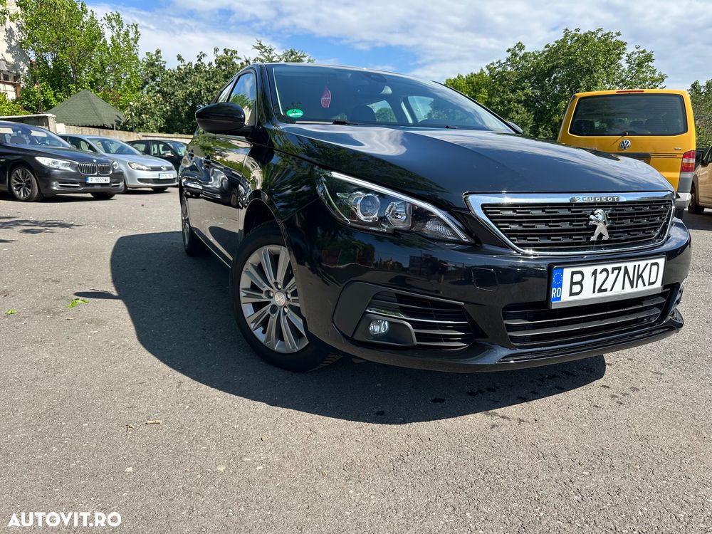 PEUGEOT 308 2021