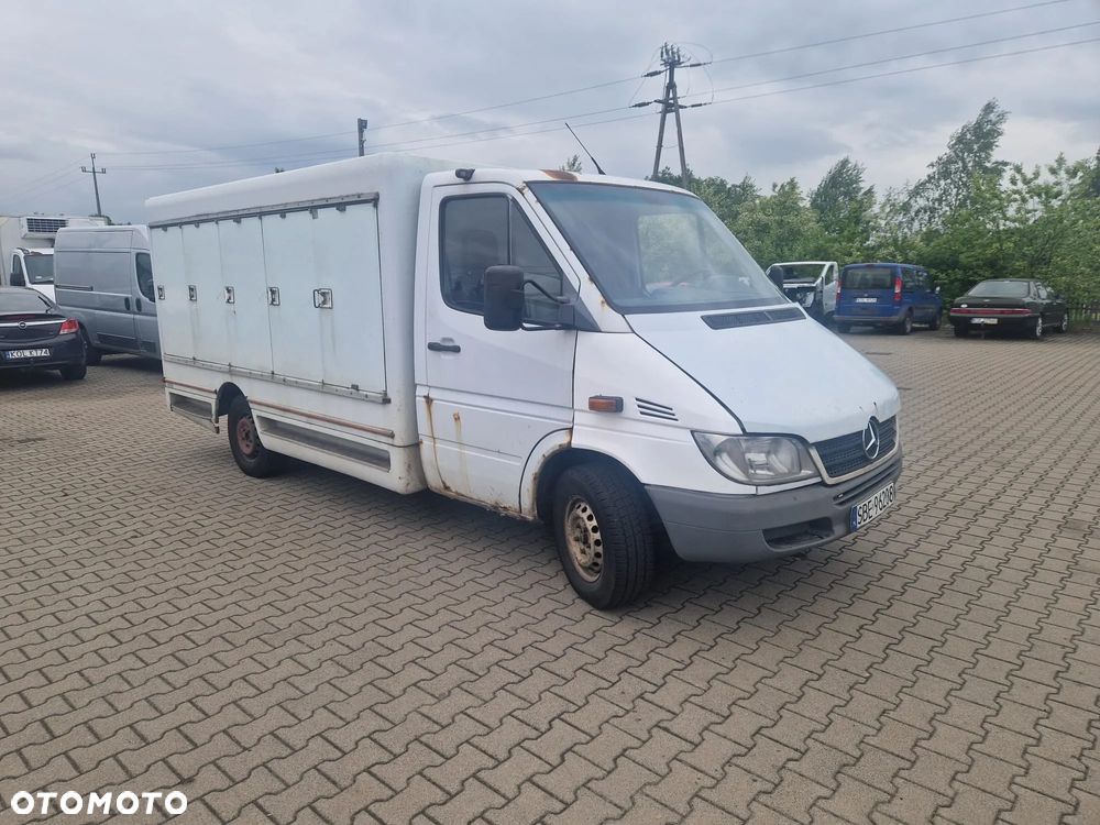 Mercedes-Benz sprinter - 3