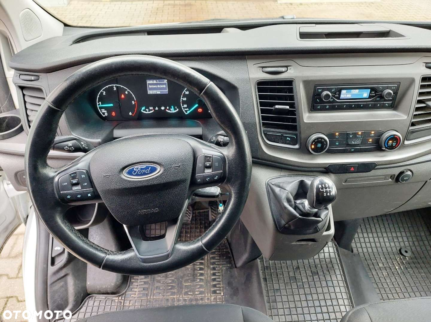 Ford Transit Custom - 10