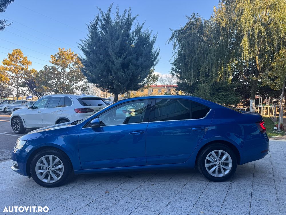 Skoda Octavia 2.0 TDI DSG Ambition - 15