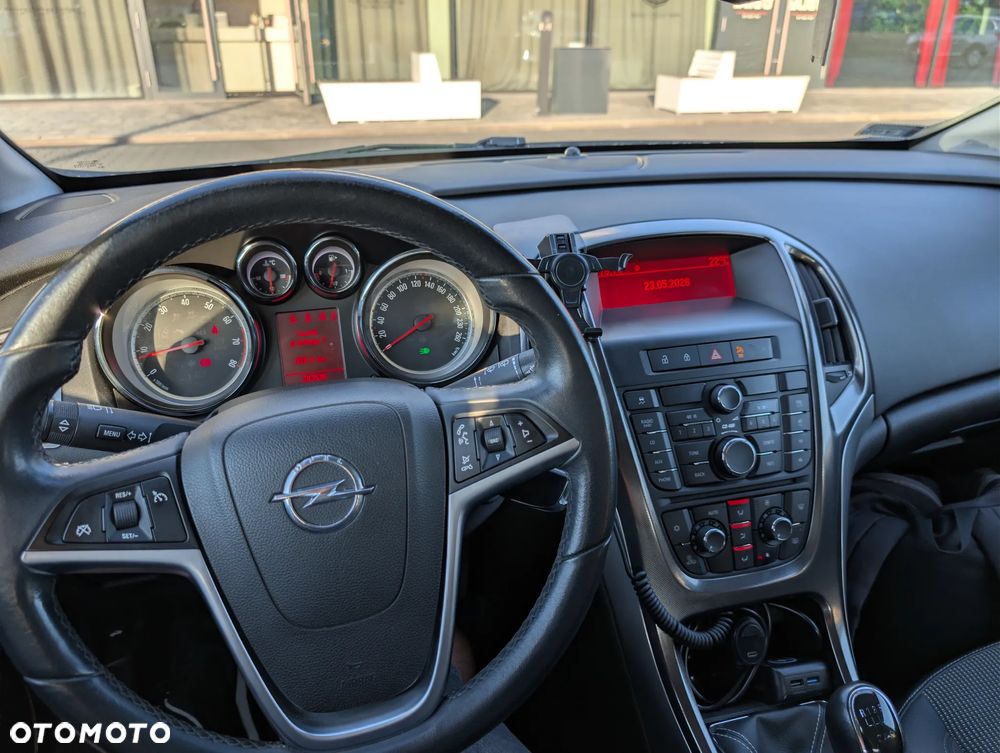 Opel Astra 1.4 Turbo Sport - 10