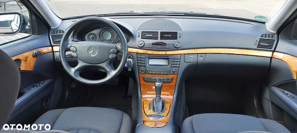 Mercedes-Benz Klasa E - 39