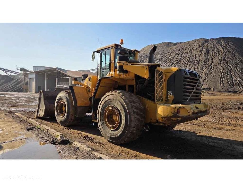 Volvo L220 - 3