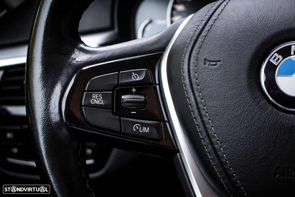 BMW 520 d Line Luxury Auto - 12