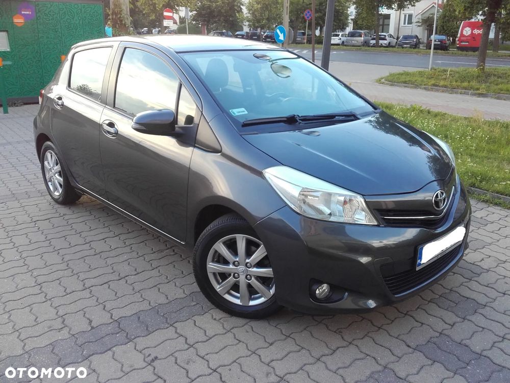 Toyota Yaris - 4