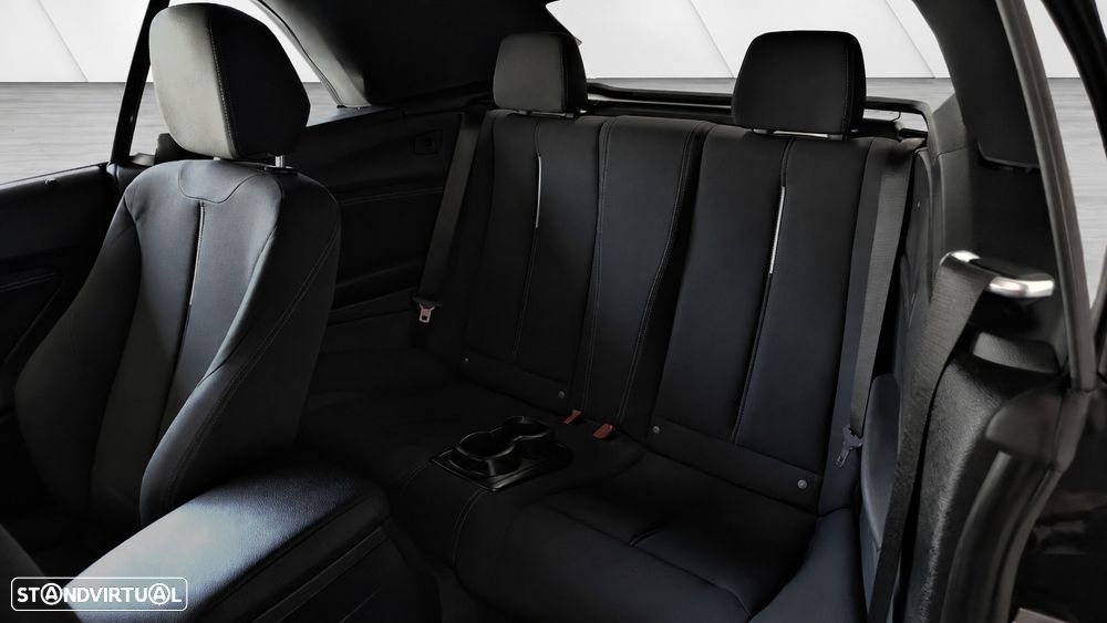 BMW 218 d Cabrio Line Sport - 11