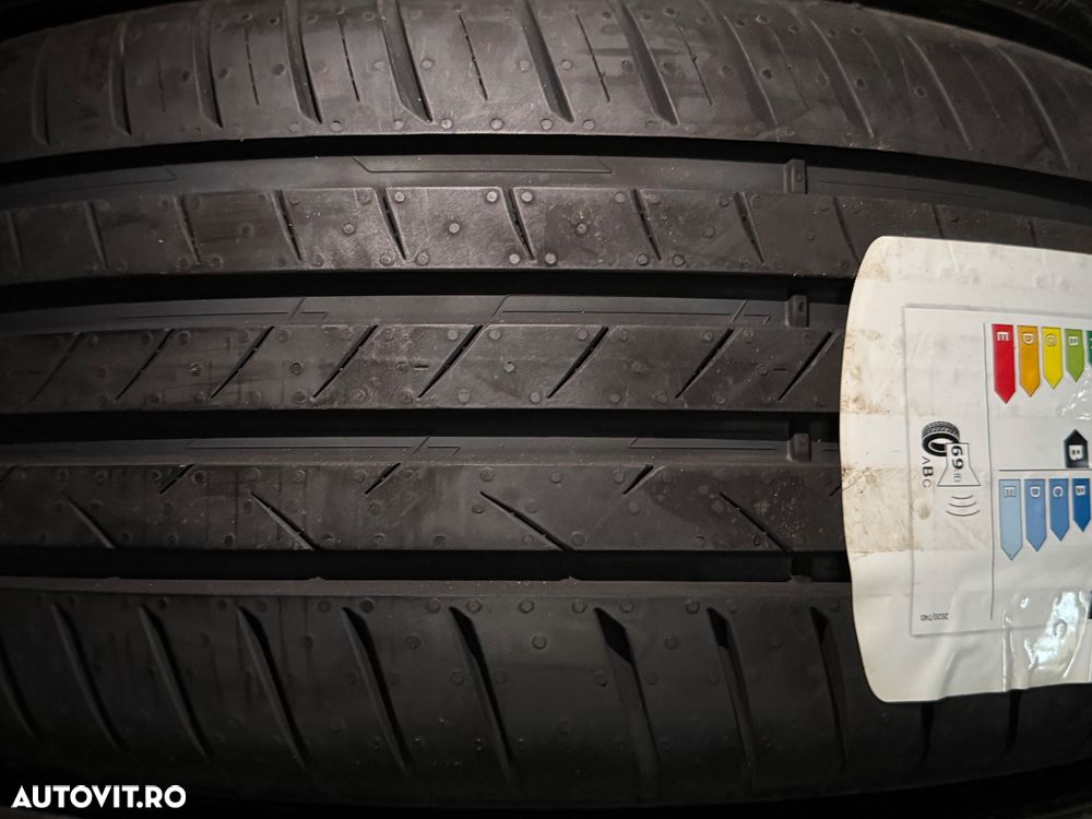 Vând 4 anvelope 215/55/16 vredestein de vară noi - 3