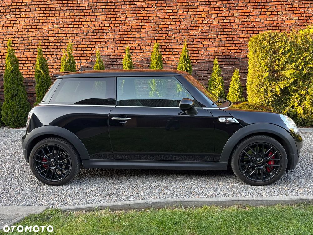 MINI John Cooper Works - 1