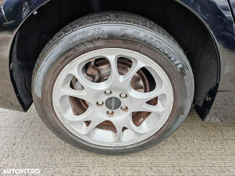 Toyota Prius - 9