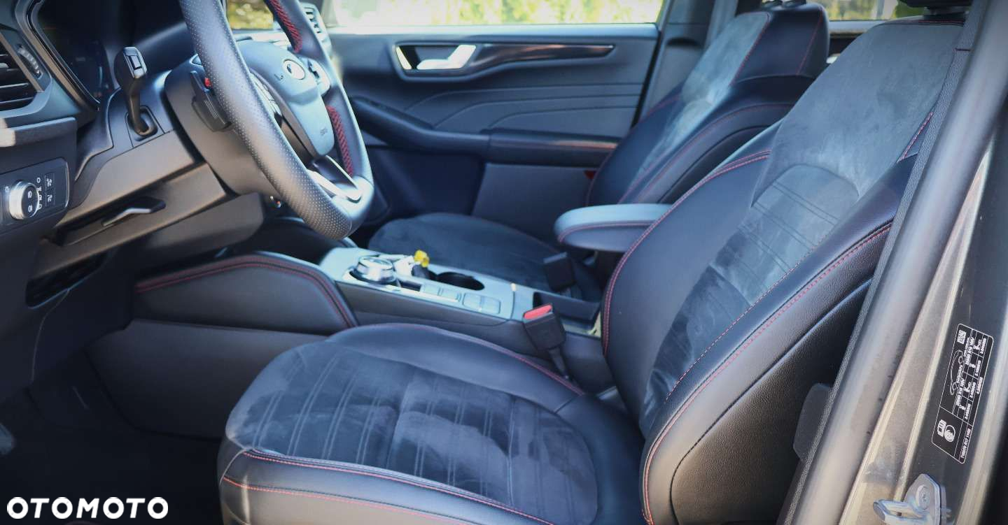 Ford Kuga - 15