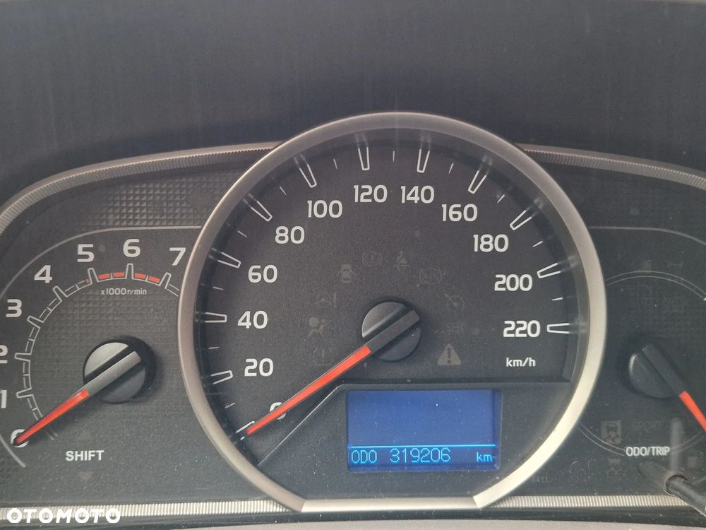 Toyota RAV4 2.0 D-4D Premium - 14