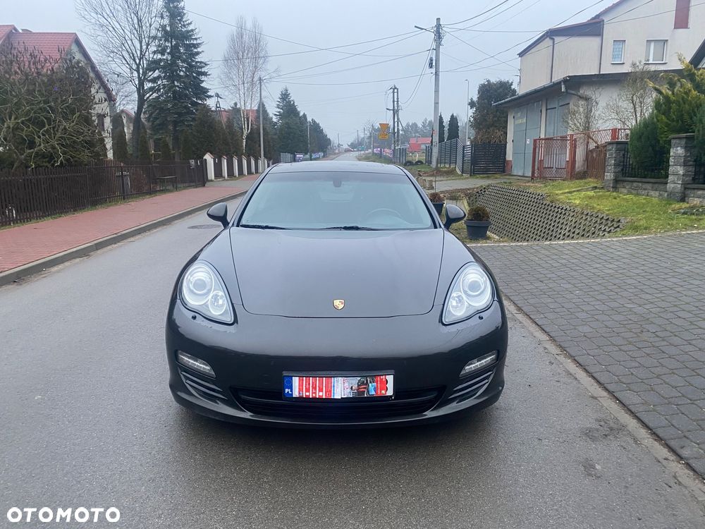 Porsche Panamera 4S - 2