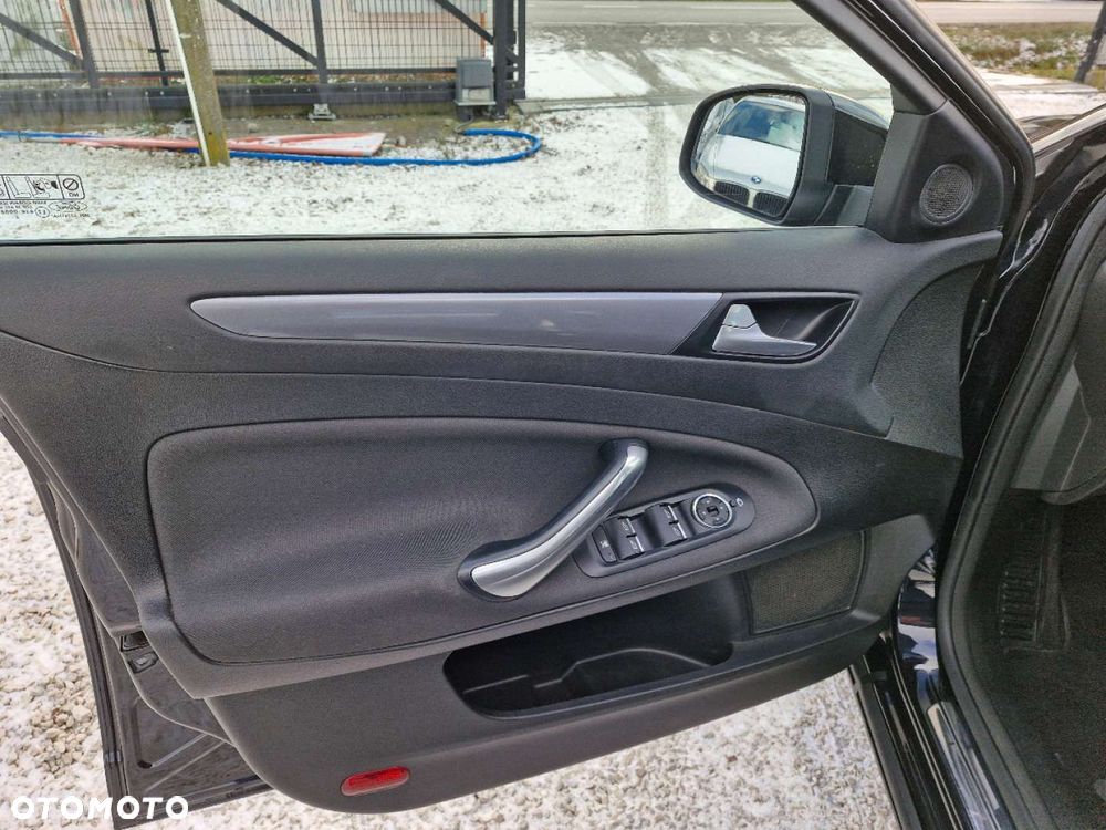 Ford Mondeo 2.0 TDCi Titanium - 15