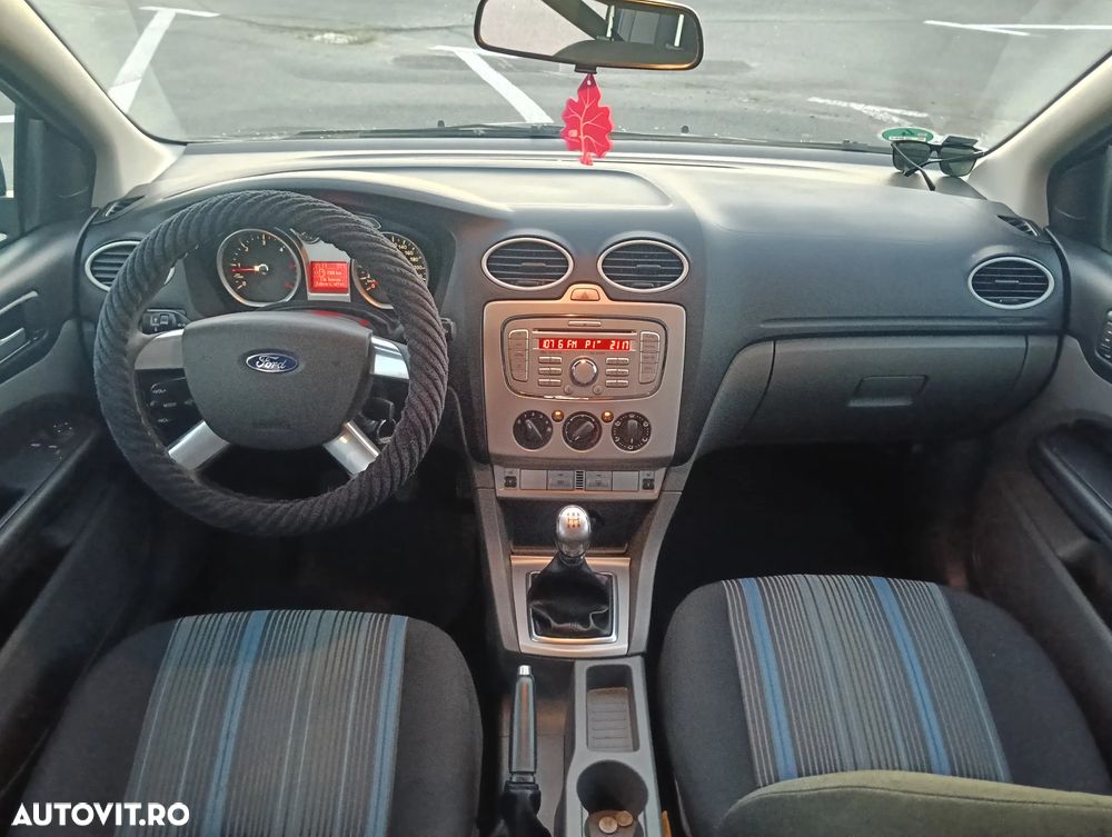 Ford Focus 1.6 TDCI 90 CP Trend - 6
